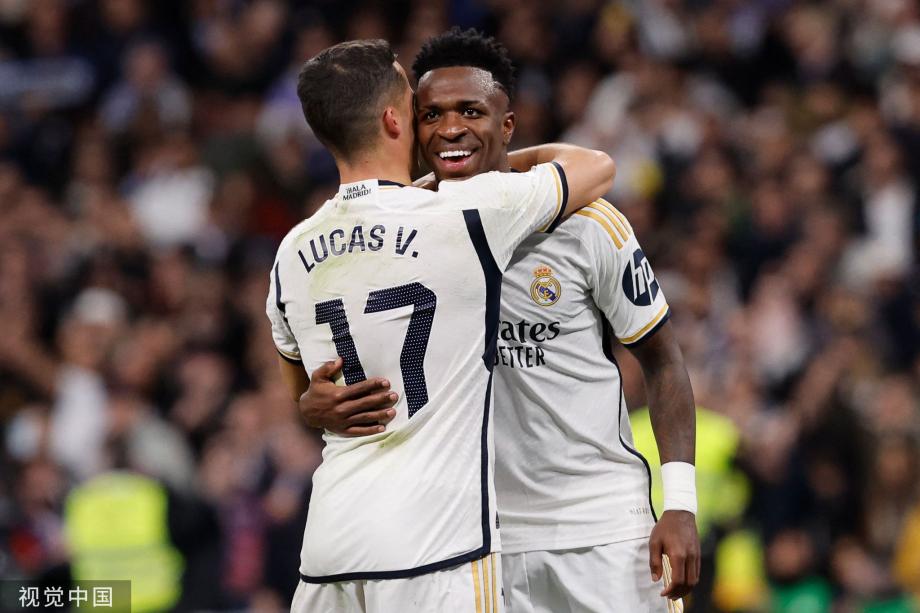 [图]西亚卡姆30+14鲍尔33+8 步行者胜黄蜂止13连败