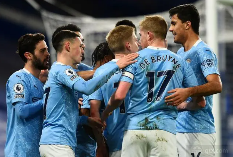 圣诞回归！《恐惧症》：节日地图、克朗普斯与新奖励