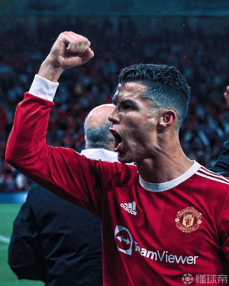 图片报：英国中间人向拜仁举荐奥斯梅恩，加拉塔萨雷关注