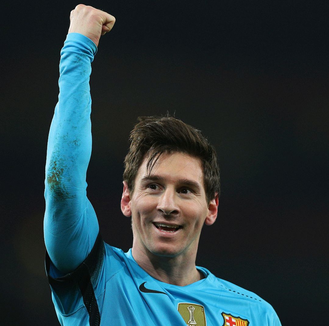 詹姆斯30+8+8东契奇30+10救主，湖人111-103力克鹈鹕取三连胜